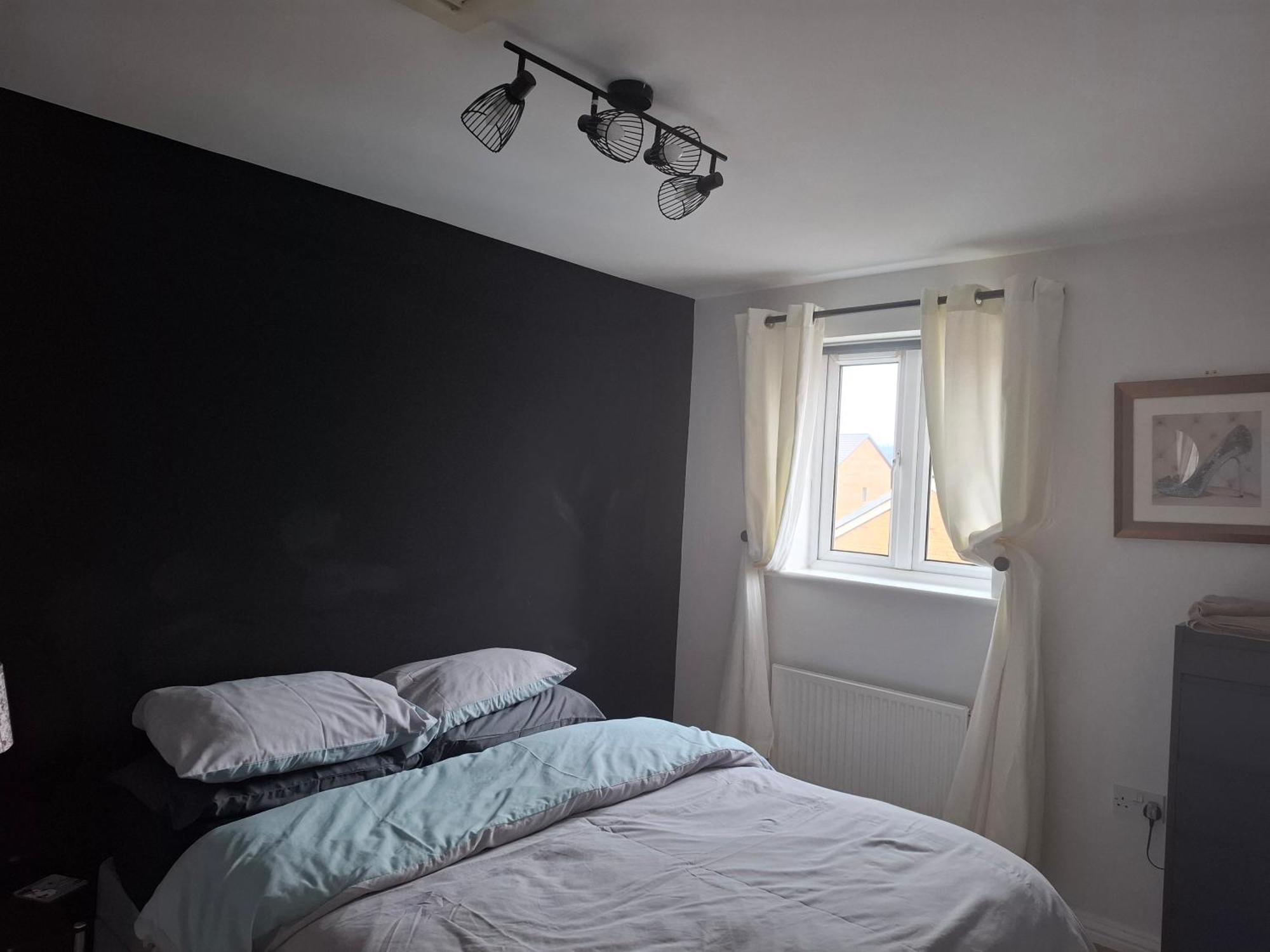 Driftmark Beachfront Location Aberavon Beach Sea Views Large Driveway Parking Private Site Fibre Optic Wi Fi 포트탤벗 외부 사진